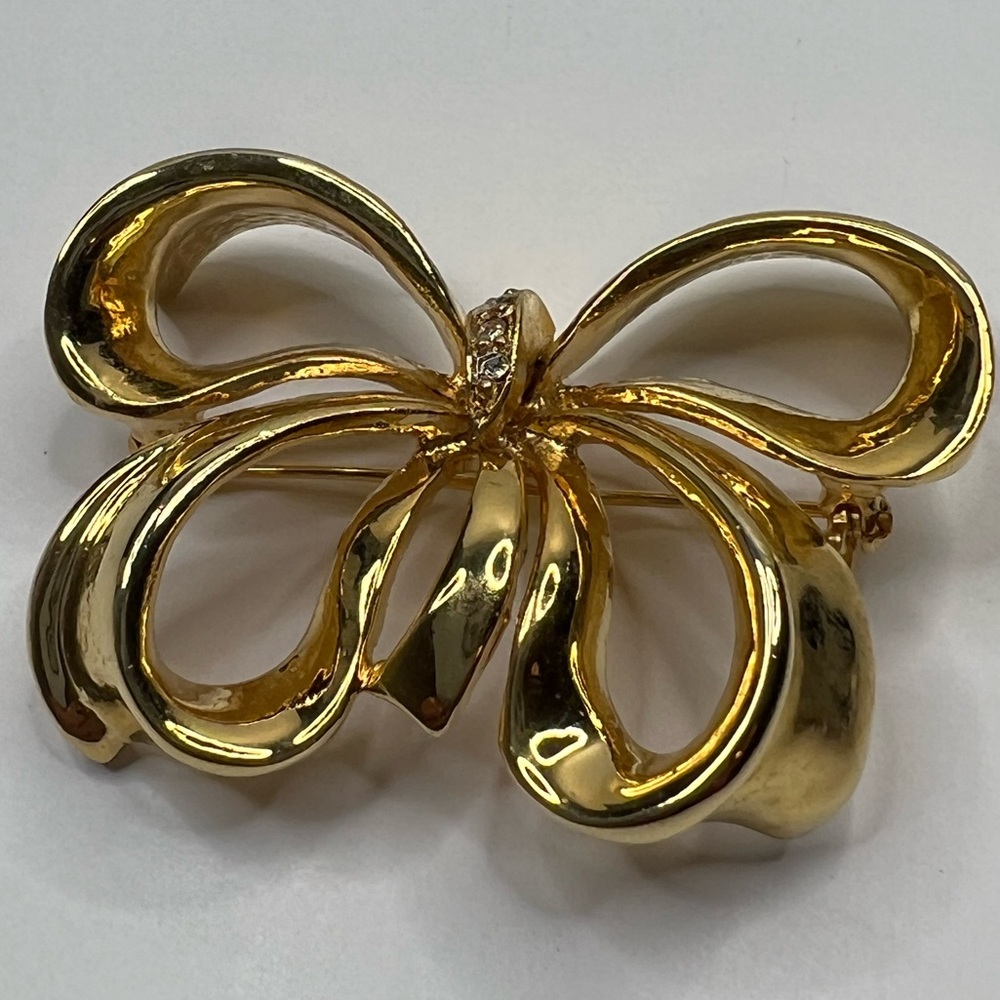 Vintage Gold Bow Ribbon Rhinestone Brooch / Pin